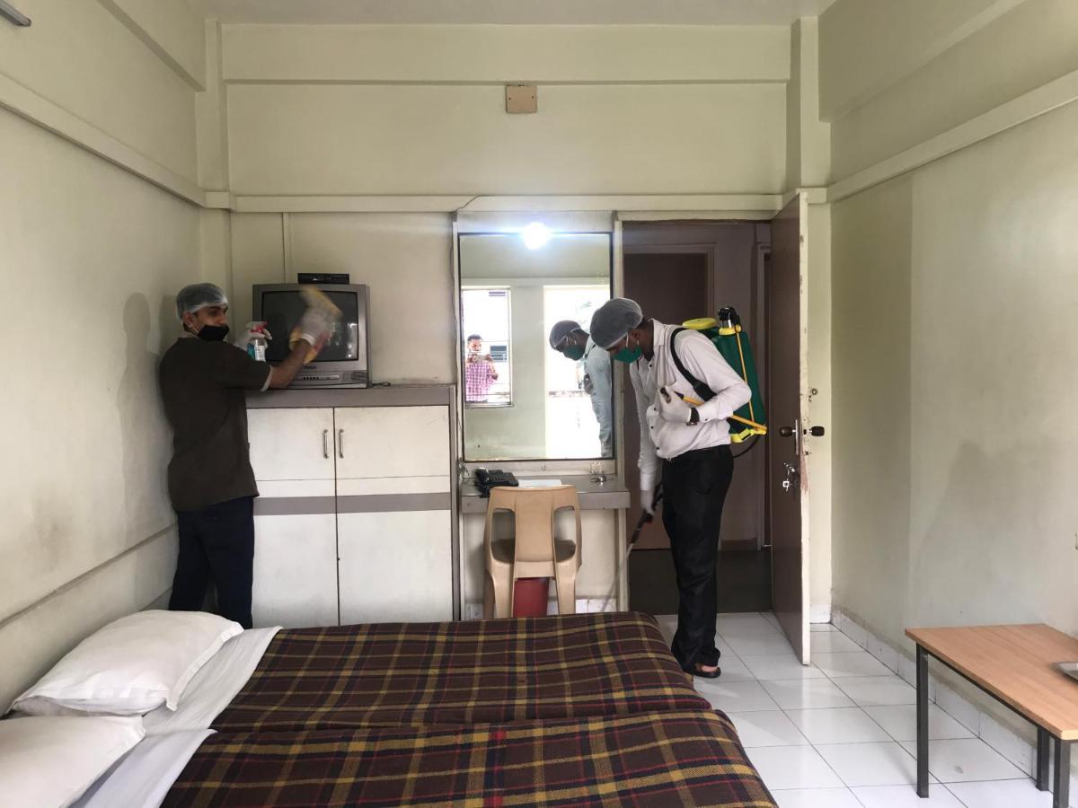 Maurya Residency Hotell Pune Eksteriør bilde
